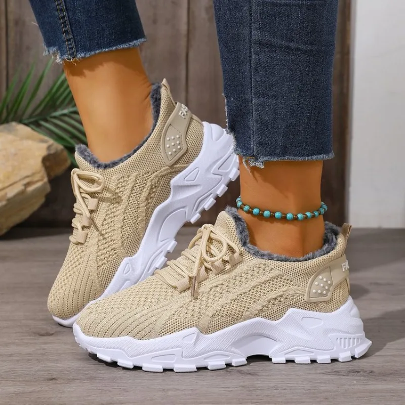 Женские зимние термокроссовки  – обзор и цена Knit Fabric Lace Up Sneakers