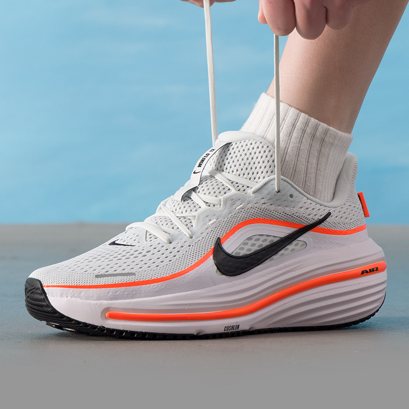 Мужские кроссовки Nike, оригин – обзор и цена Lightweight Road Running Shoes