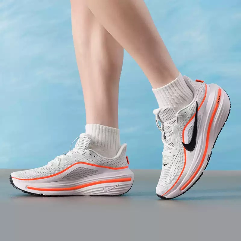 Мужские кроссовки Nike, оригин – обзор и цена Lightweight Road Running Shoes
