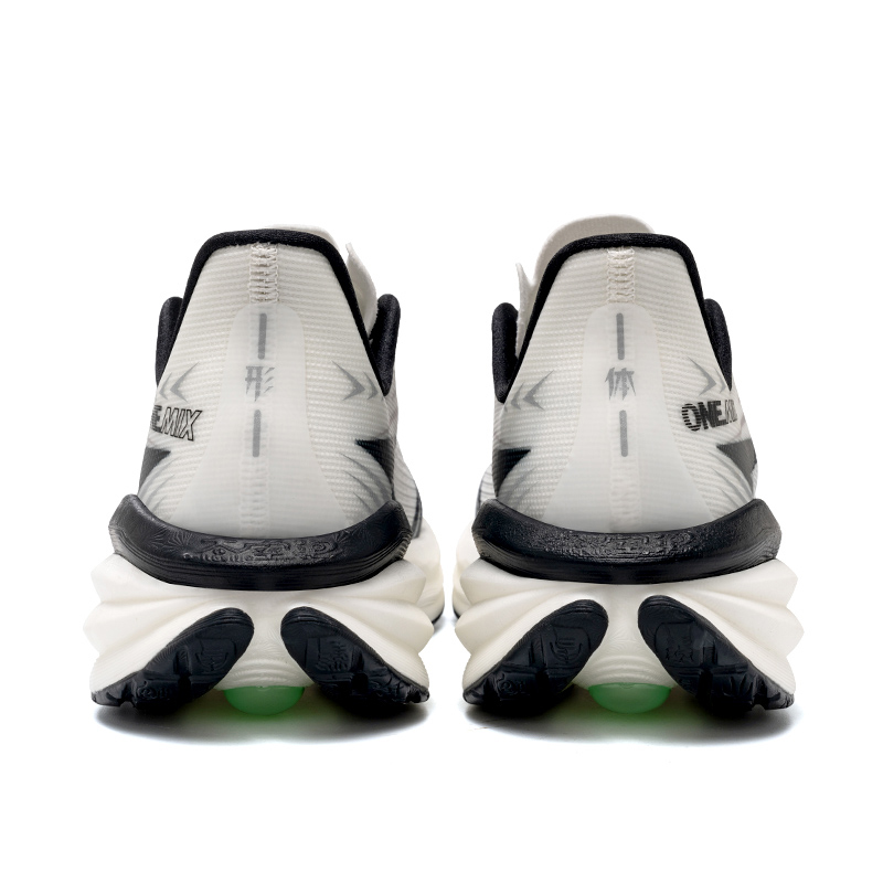 Мужские кроссовки ONEMIX для б – обзор и цена Reflective Night Running Shoes